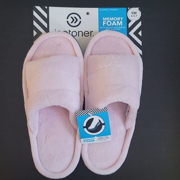 Memory Foam Slippers - Size 6.5 - 7